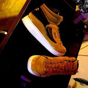 Fila Mens Basketball/Casual shoe size: 11 1/2